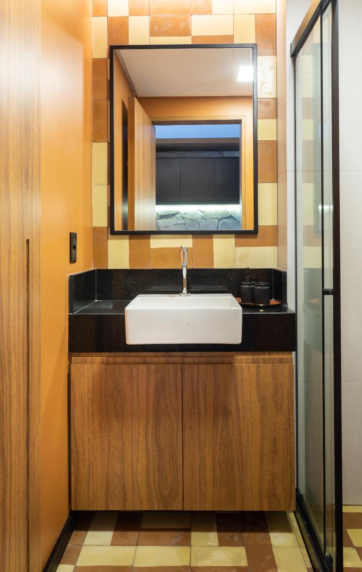 Apartamento Loft Com Hidromassagem Frente Mar E Pe Na Areia